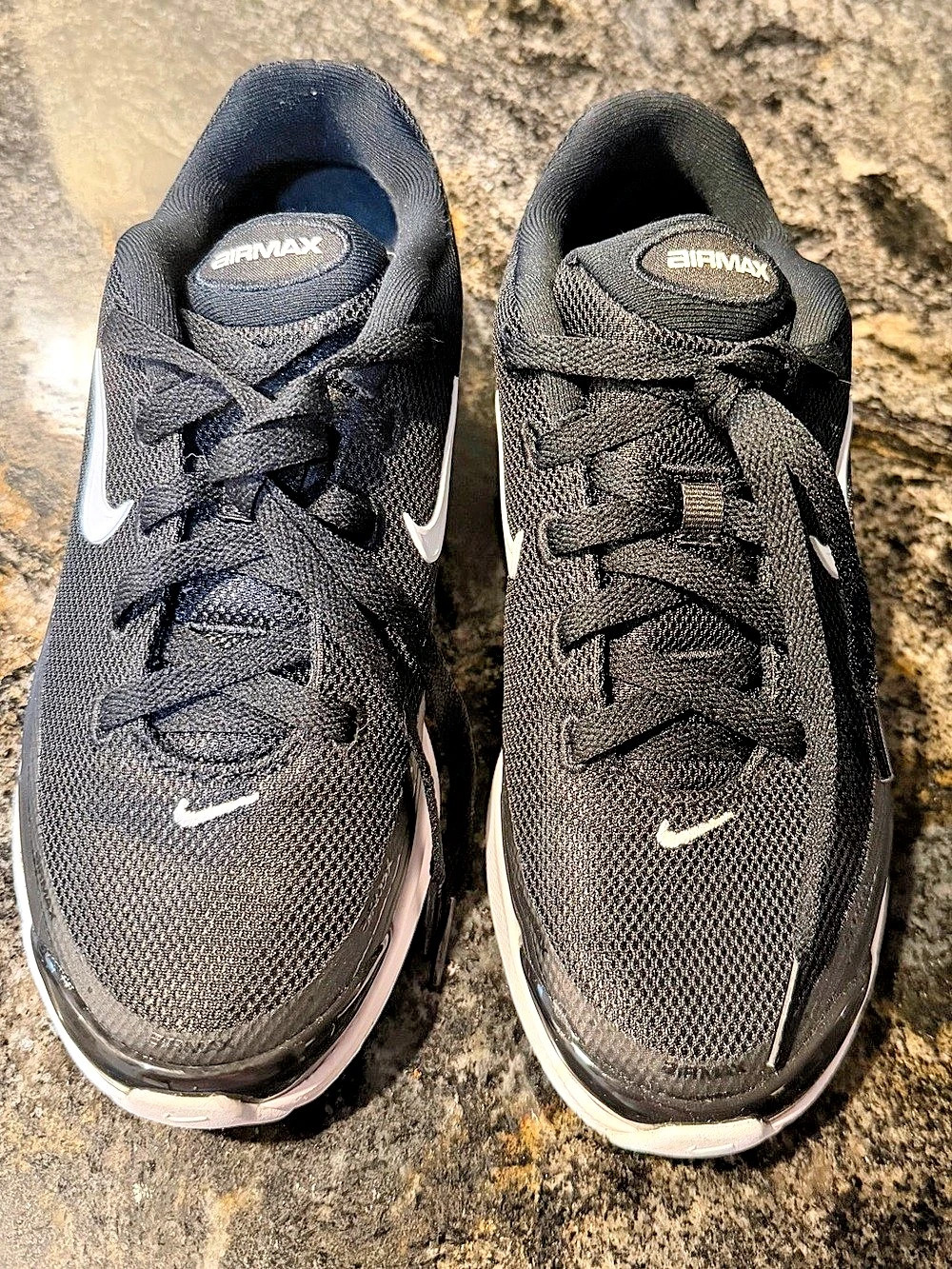 Nike Air Max Bia Sneakers Black & White US 7 Like New